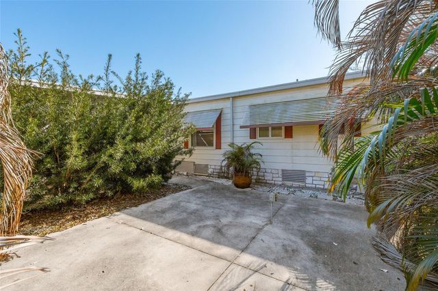 917 CYPRESS STREET, Sebastian, FL 32976