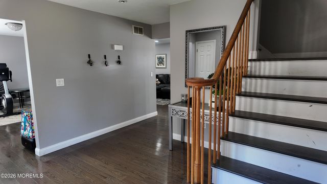 22 Lotus Court, Ocean Twp, NJ 07712