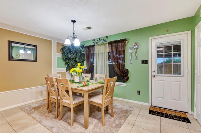 394 Sherandoe Lane, Alvin, TX 77511