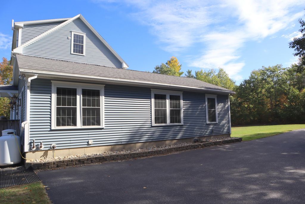 31 Elliot Lane, Bowdoinham, ME 04008 — photo 4