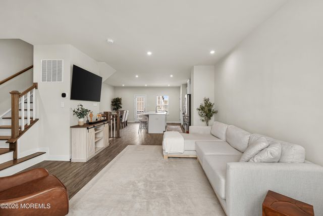 1306 English Lane 1306, Parlin, NJ 08859
