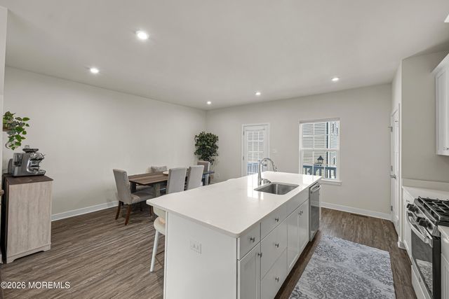 1306 English Lane 1306, Parlin, NJ 08859
