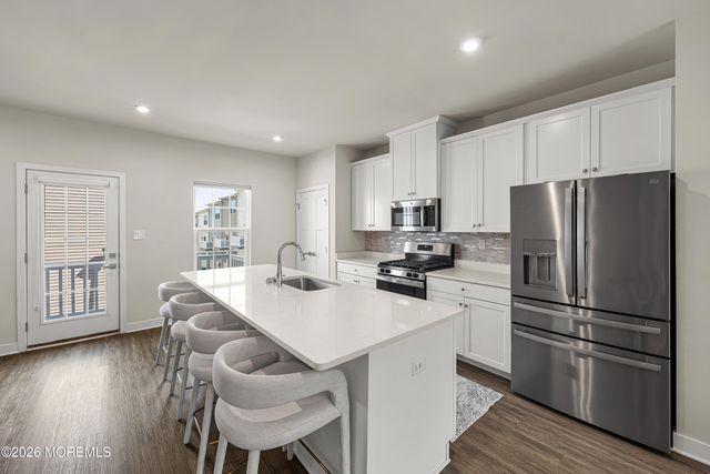 1306 English Lane 1306, Parlin, NJ 08859