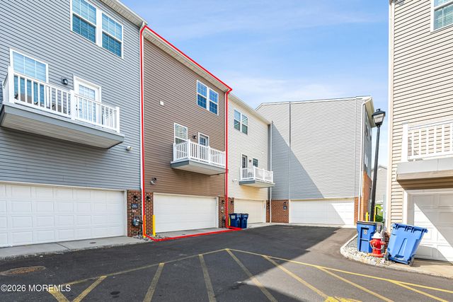 1306 English Lane 1306, Parlin, NJ 08859