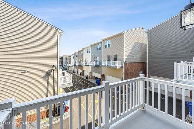 1306 English Lane 1306, Parlin, NJ 08859