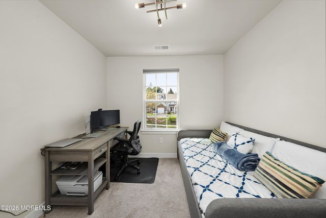1306 English Lane 1306, Parlin, NJ 08859