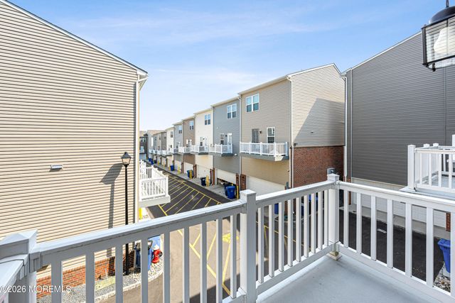 1306 English Lane 1306, Parlin, NJ 08859