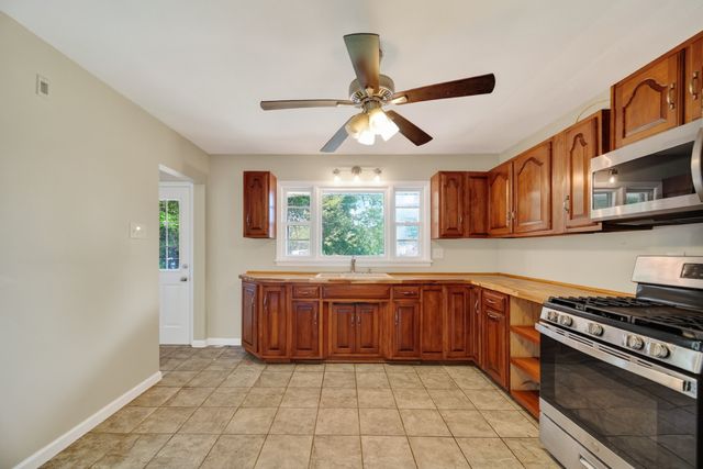 3350 W 41ST Street, Erie, PA 16506