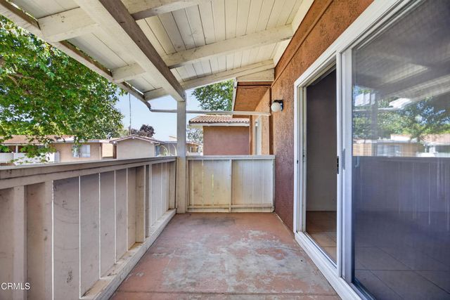 1300 Saratoga Avenue 211, Ventura, CA 93003