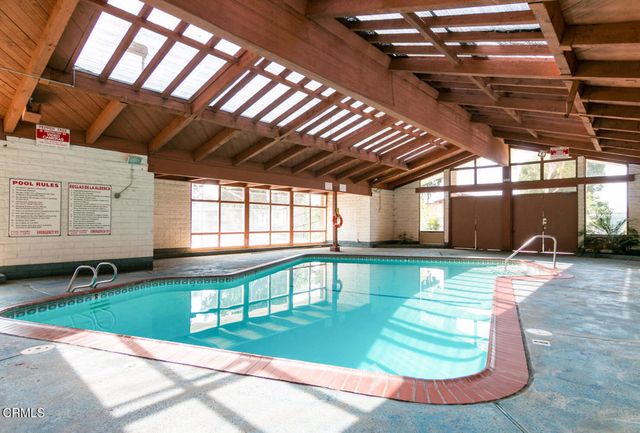 1300 Saratoga Avenue 211, Ventura, CA 93003