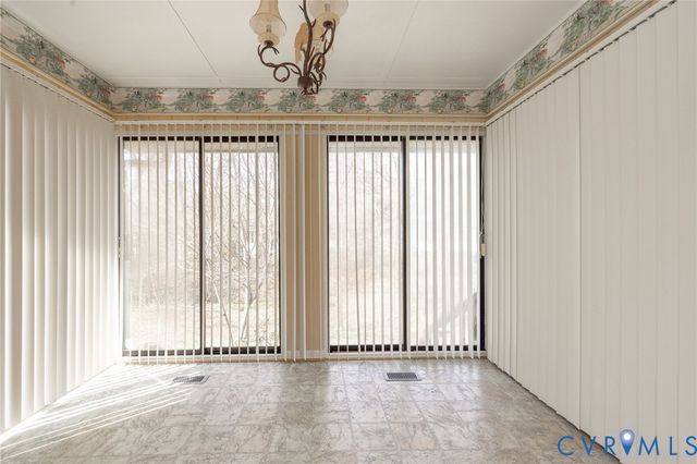 13614 Northwich Dr, Midlothian, VA 23112