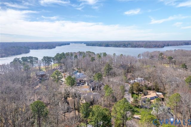 13614 Northwich Dr, Midlothian, VA 23112