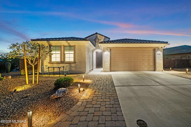 7910 S Expedition Drive, Tucson, AZ 85747