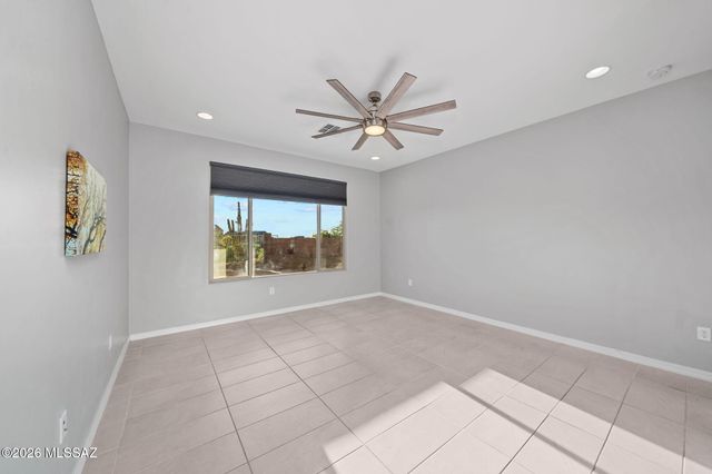 7910 S Expedition Drive, Tucson, AZ 85747
