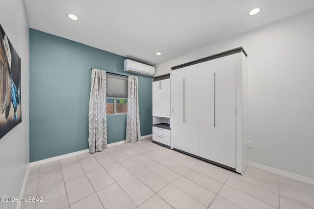 7910 S Expedition Drive, Tucson, AZ 85747