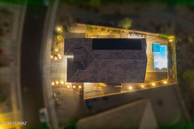 7910 S Expedition Drive, Tucson, AZ 85747