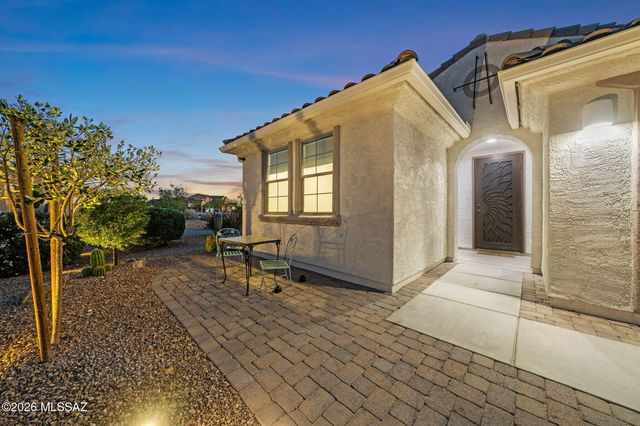 7910 S Expedition Drive, Tucson, AZ 85747