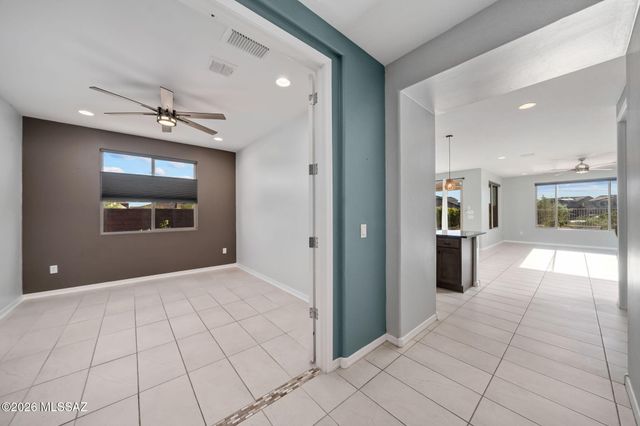 7910 S Expedition Drive, Tucson, AZ 85747