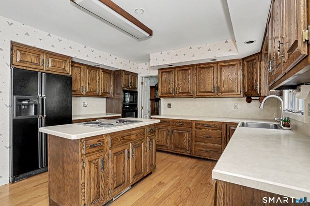 11 Tanglewood Drive, Danbury, CT 06811