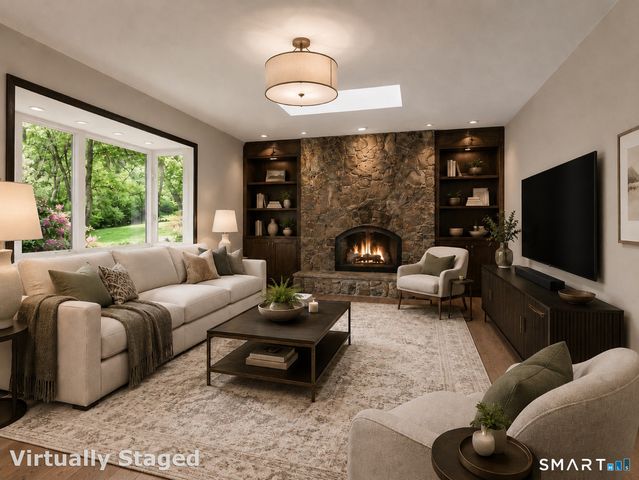 11 Tanglewood Drive, Danbury, CT 06811