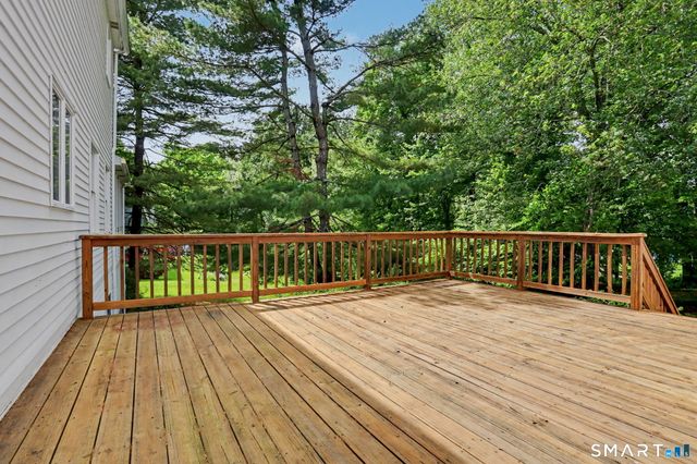 11 Tanglewood Drive, Danbury, CT 06811