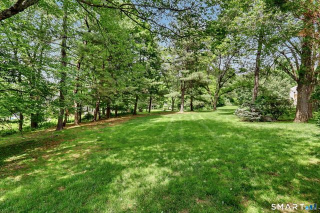 11 Tanglewood Drive, Danbury, CT 06811
