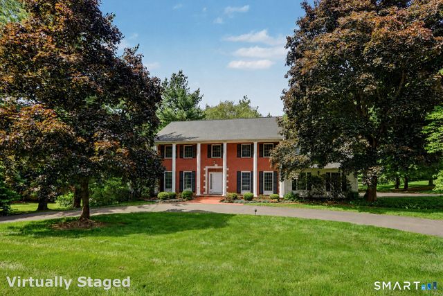 11 Tanglewood Drive, Danbury, CT 06811