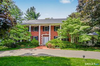 11 Tanglewood Drive, Danbury, CT 06811