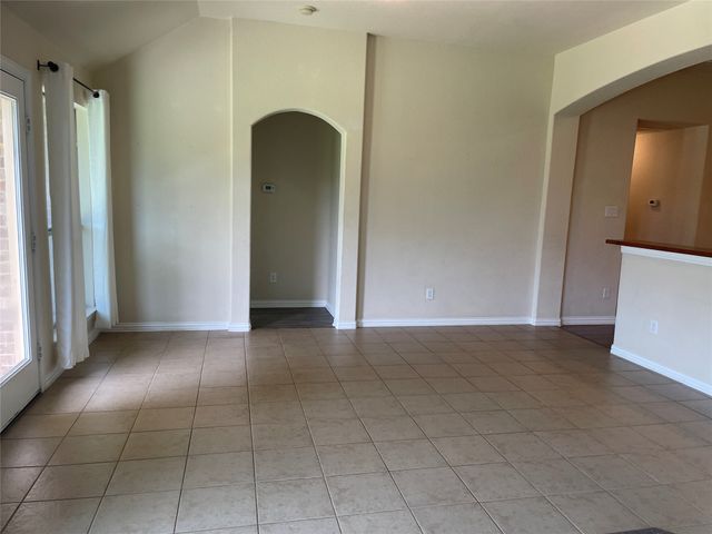 421 Brighton Street, Roanoke, TX 76262