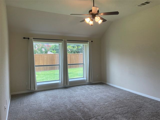 421 Brighton Street, Roanoke, TX 76262