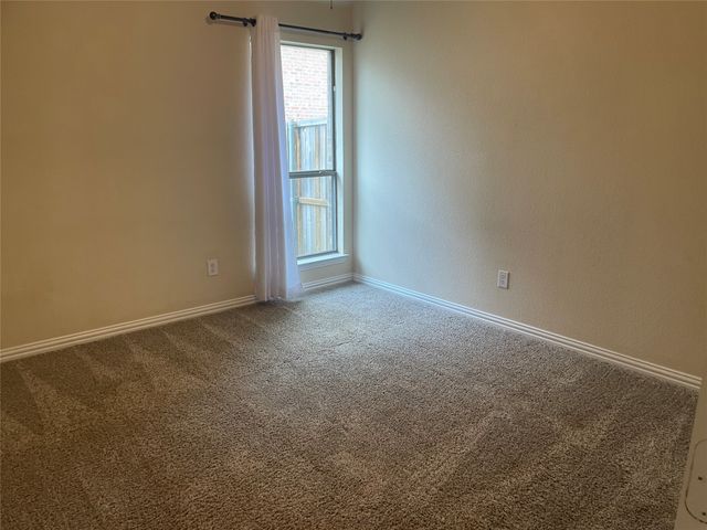 421 Brighton Street, Roanoke, TX 76262