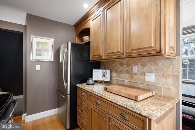 3616 S WAKEFIELD ST, Arlington, VA 22206