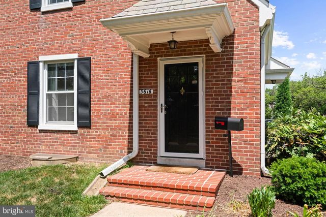 3616 S WAKEFIELD ST, Arlington, VA 22206