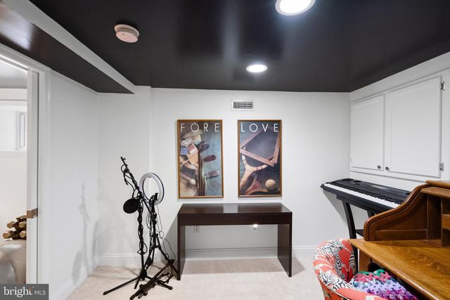 3616 S WAKEFIELD ST, Arlington, VA 22206