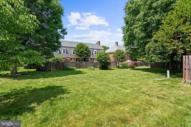 3616 S WAKEFIELD ST, Arlington, VA 22206