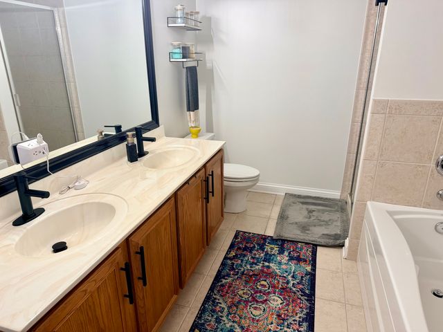 9730 Koch Court 2F, Orland Park, IL 60467
