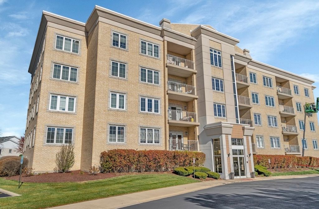 9730 Koch Court 2F, Orland Park, IL 60467
