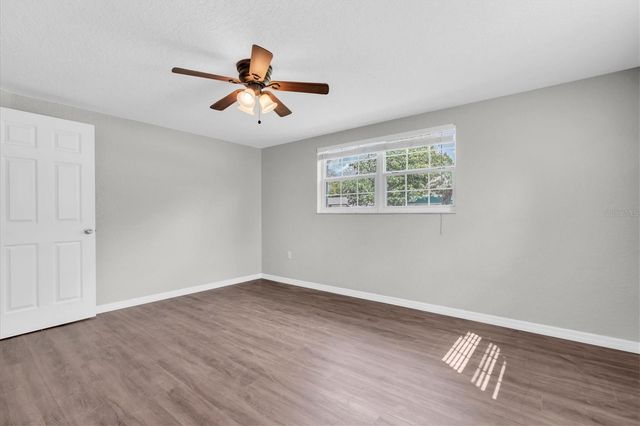 7037 GREEN STREET, New Port Richey, FL 34652