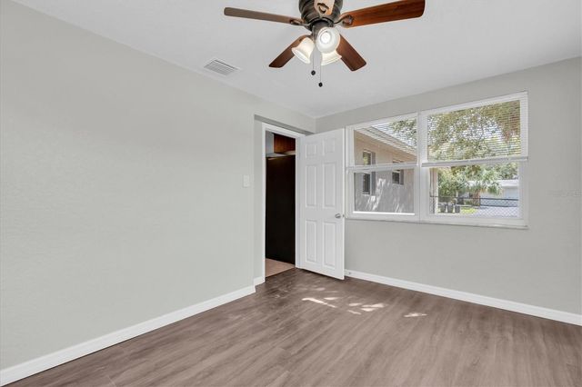 7037 GREEN STREET, New Port Richey, FL 34652