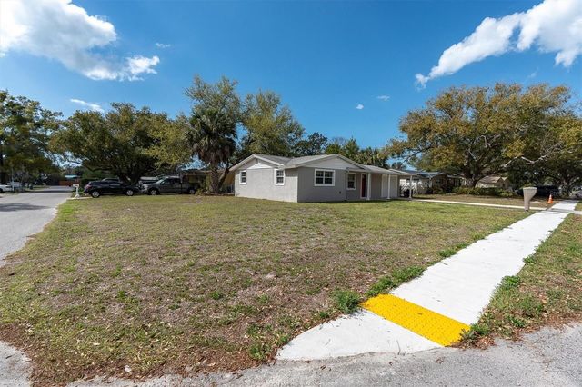 7037 GREEN STREET, New Port Richey, FL 34652