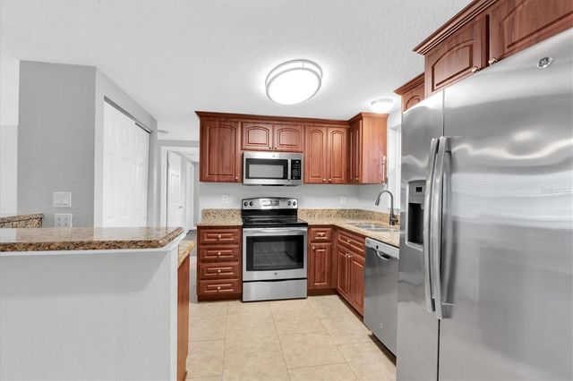 7037 GREEN STREET, New Port Richey, FL 34652