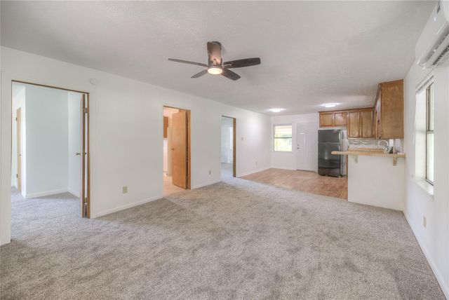 305 Oak Ridge Drive, Onalaska, TX 77360
