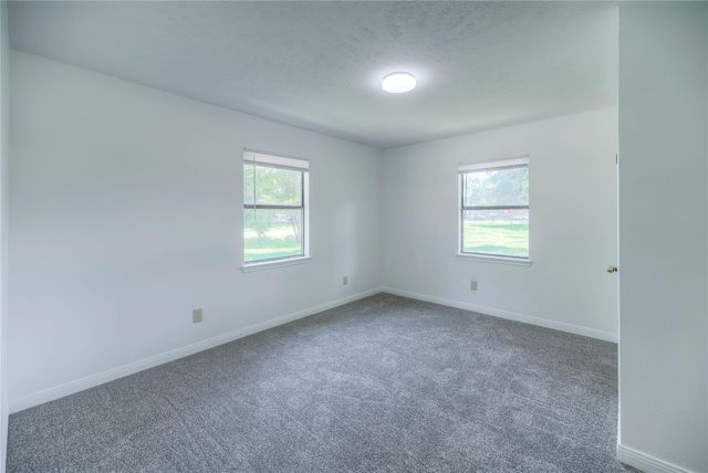 305 Oak Ridge Drive, Onalaska, TX 77360