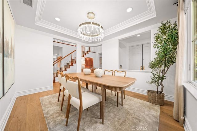 33 Modesto, Irvine, CA 92602