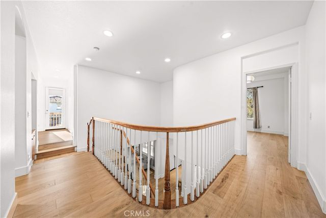 33 Modesto, Irvine, CA 92602