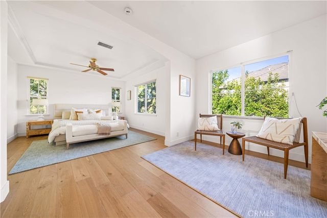 33 Modesto, Irvine, CA 92602