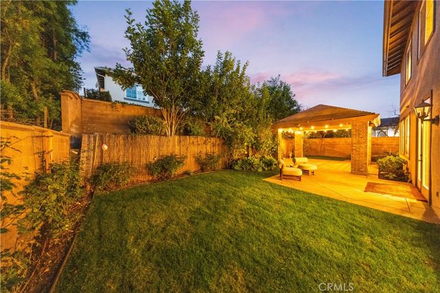 33 Modesto, Irvine, CA 92602