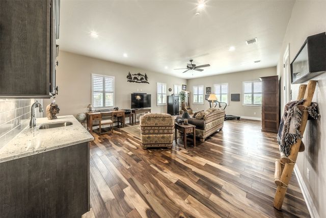 4013 Turning Leaf Drive, Nolanville, TX 76559