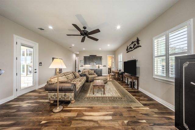 4013 Turning Leaf Drive, Nolanville, TX 76559