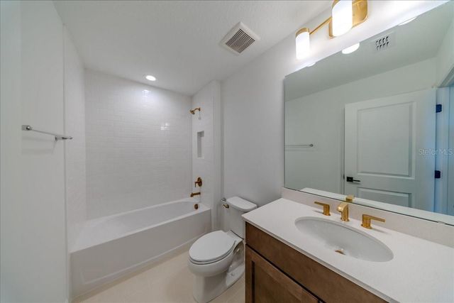 1850 FALCONHURST LANE, Apopka, FL 32703